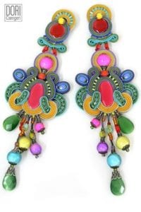 Boucles d'oreilles légères comme des plumes par Dori Csengeri