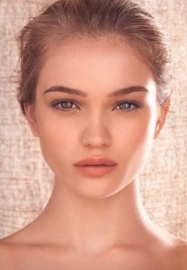 La beauté naturelle - Bien Habillée