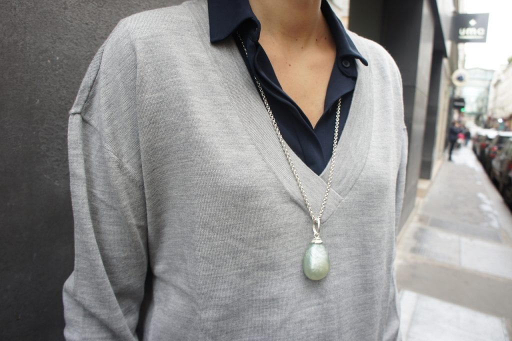 Relooking Emilie close up pull