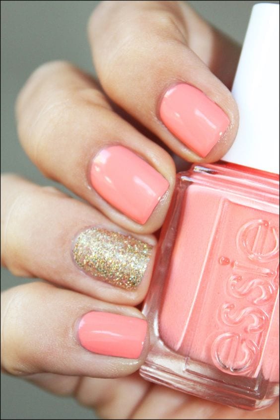 ongles-rose-paillettes