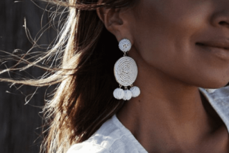 Bijoux : comment les assortir à sa tenue ?