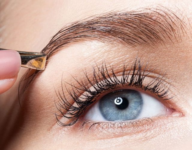 Comment faire mes sourcils sans me louper ?