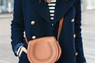 Comment porter le bleu marine ?