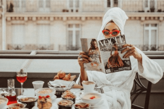 Pourquoi vous devriez tout de suite arrêter de lire des magazines de mode