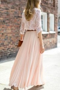 jupe longue plissée tenue invitée mariage