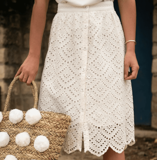 jupe broderie anglaise crème pour l'été
