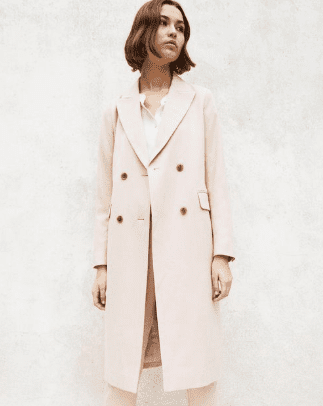 Manteau clair au printemps