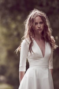 Comment bien s'habiller quand on a une petite poitrine ?