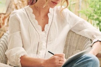 Mode été : 3 looks chics de femmes stylées pour s’inspirer