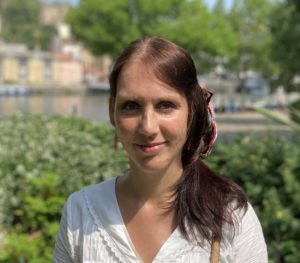 Rédactrice Bien Habillée Peggy