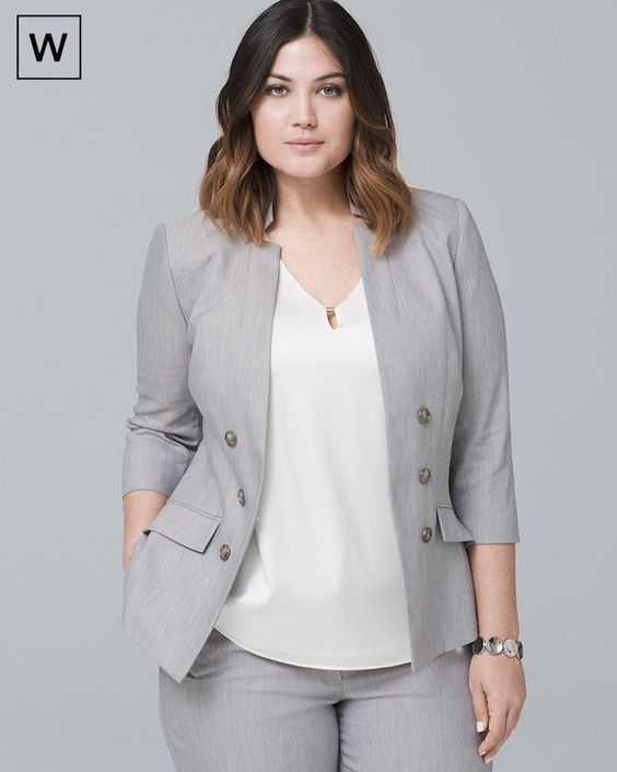 Premier tailleur ? Des couleurs basiques s'imposent