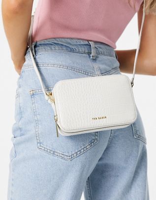 Cet été on ne sort pas sans son petit sac !